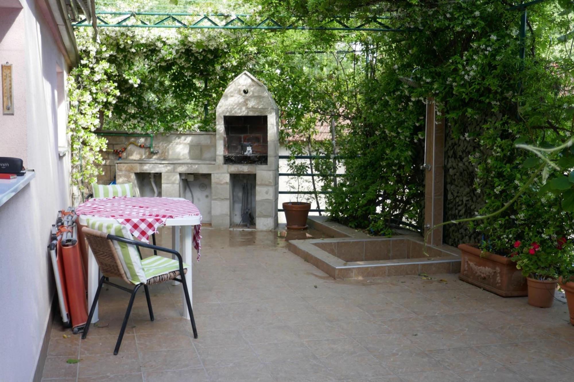 Ecohouse Risan Studio מראה חיצוני תמונה
